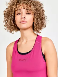 1908770-486000_ADV Essence Singlet W_Closeup3.jpg